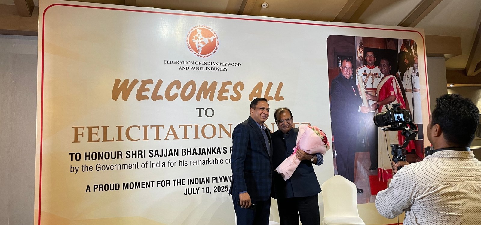 Felicitation of Shri Sajjan Bhajanka