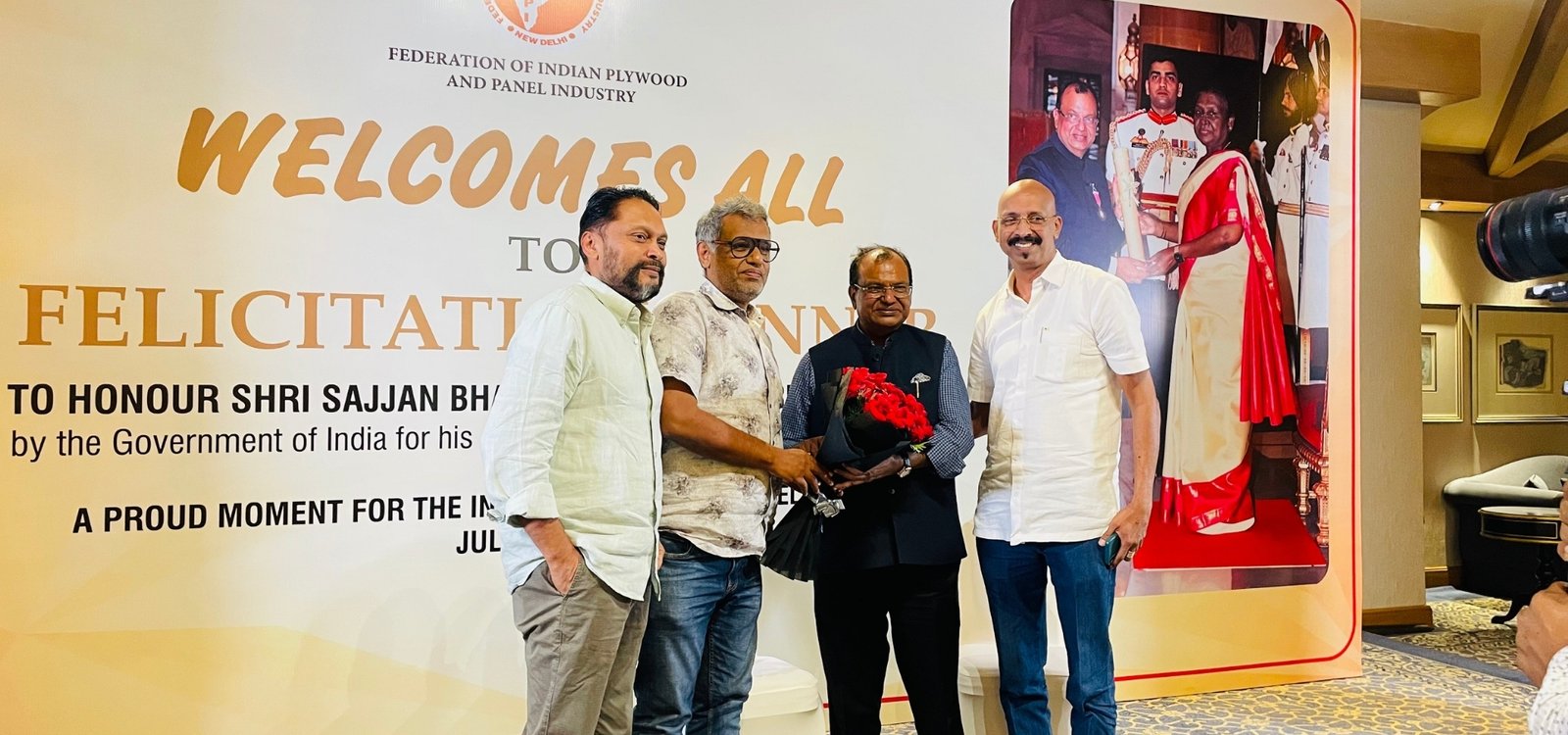 Felicitation of Shri Sajjan Bhajanka