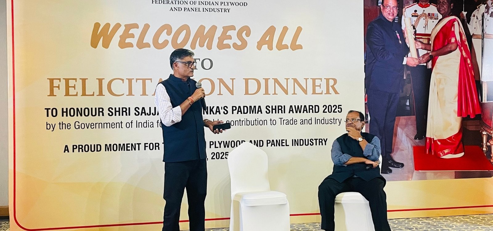 Felicitation of Shri Sajjan Bhajanka