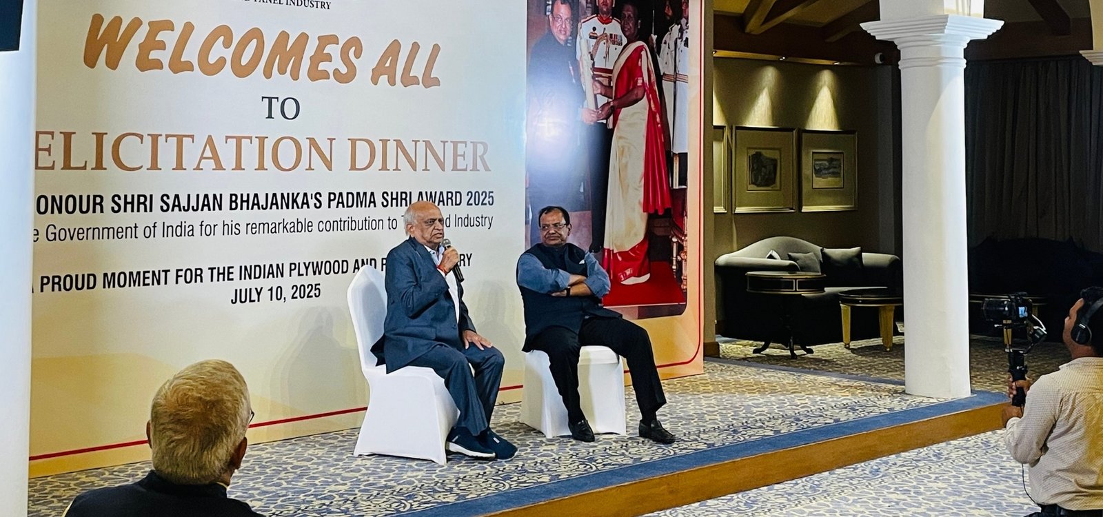 Felicitation of Shri Sajjan Bhajanka